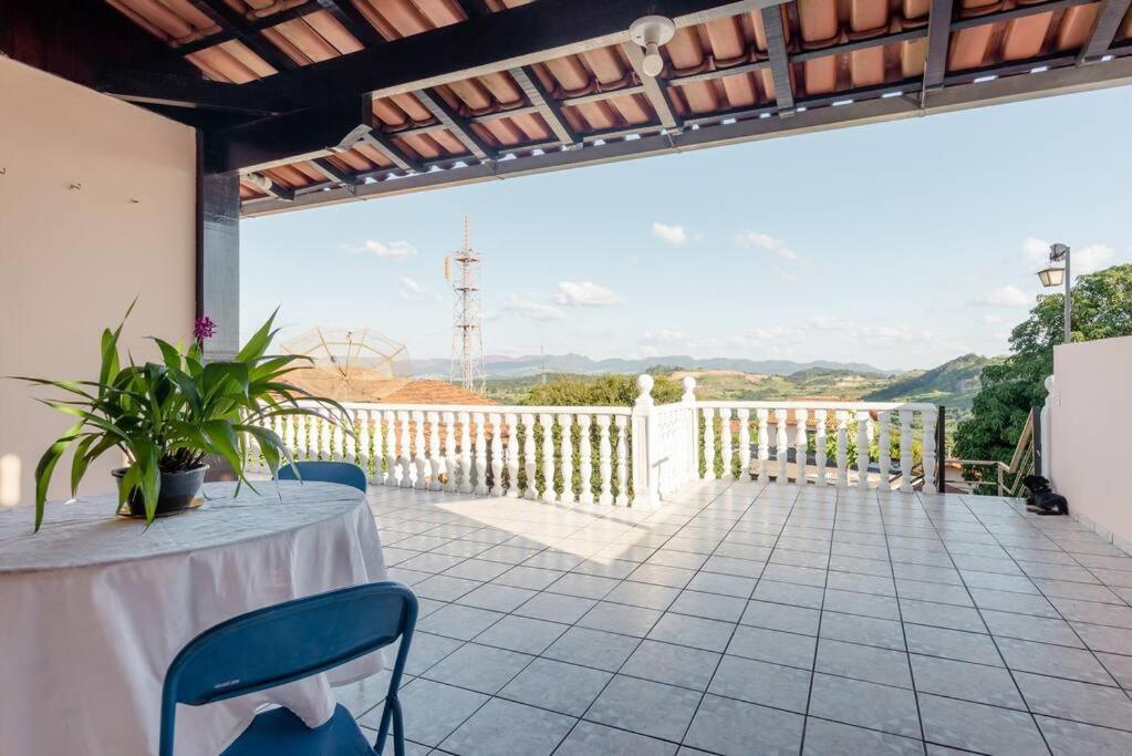 Suite Vista Panoramica Betim Exterior foto